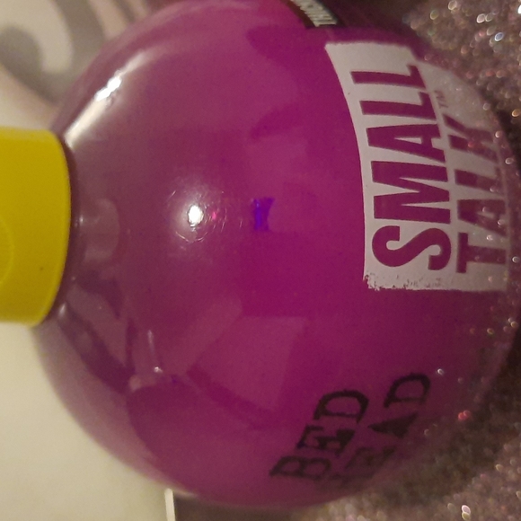 Sutra Rejuvenating Hair Serum & Bed Head Small Talk Thickening Cream - Picture 6 of 9